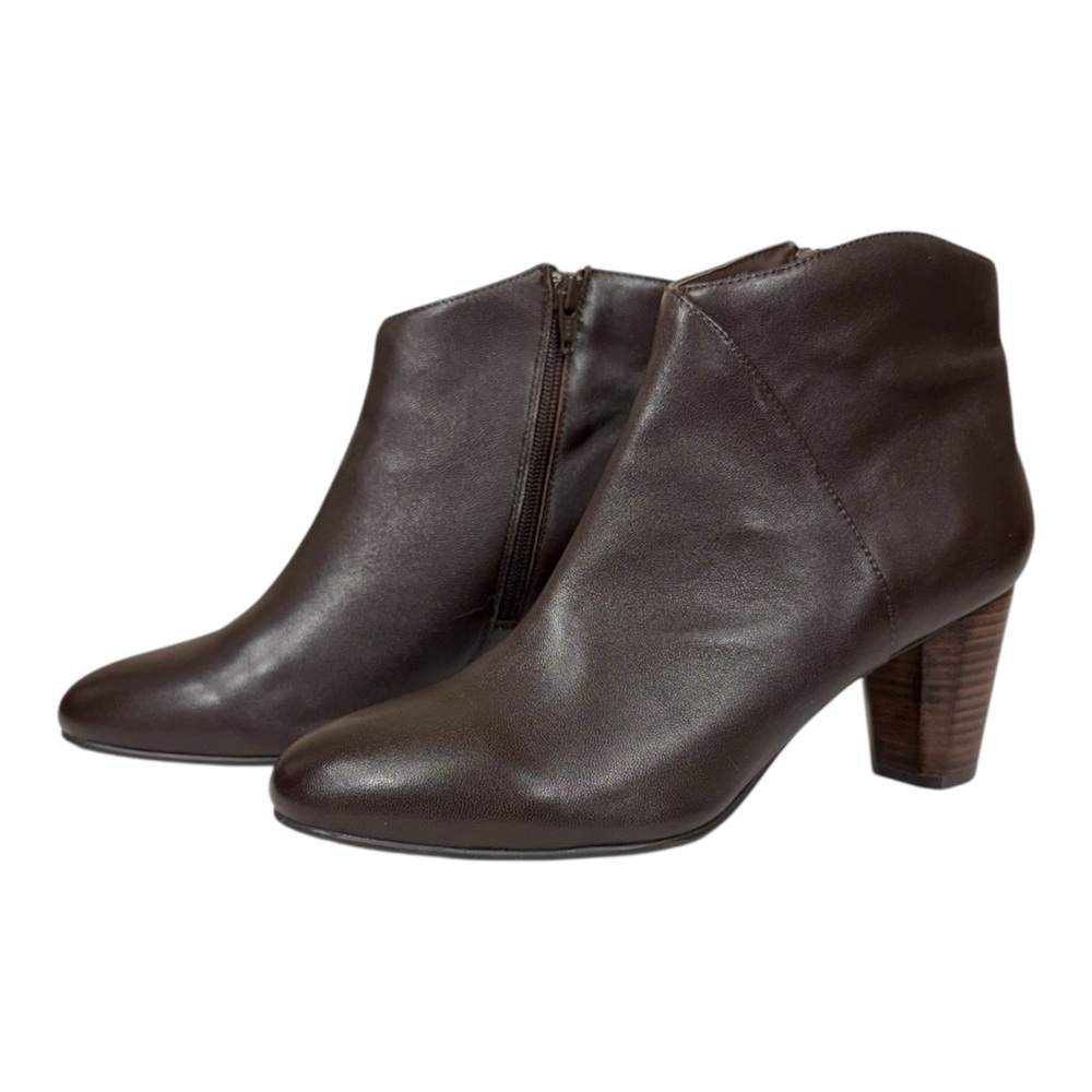 David Tate Brown Leather Rocco Zipper Bootie With stacked Heel Size 11W